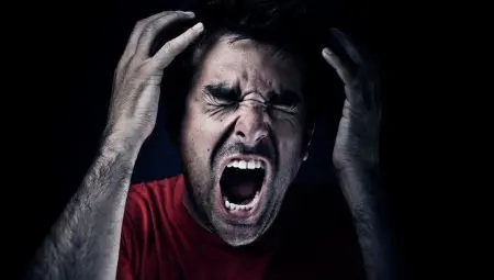 خودزنی در عصبانیت